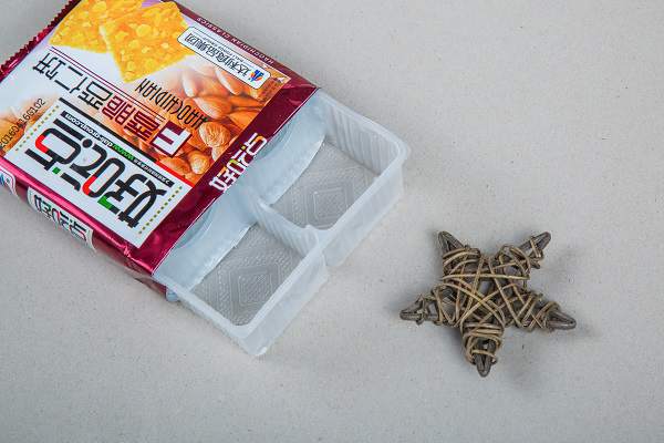 餅幹糕(gāo)點吸塑盒(hé)