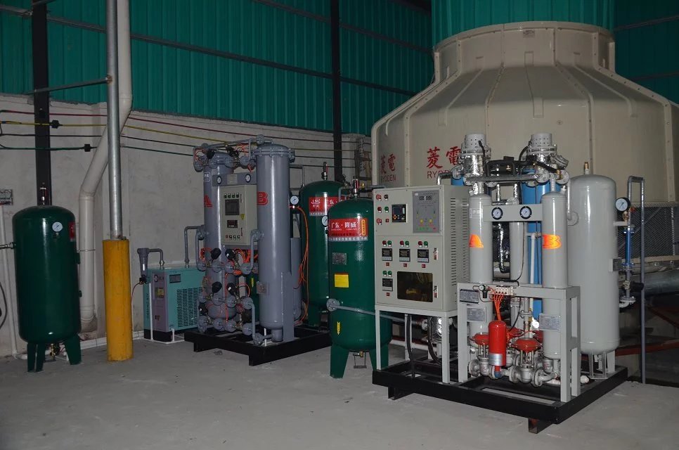 某電子材(cái)料企業300立方(fāng)，純度99.999%制氮機(ji)使用現場
