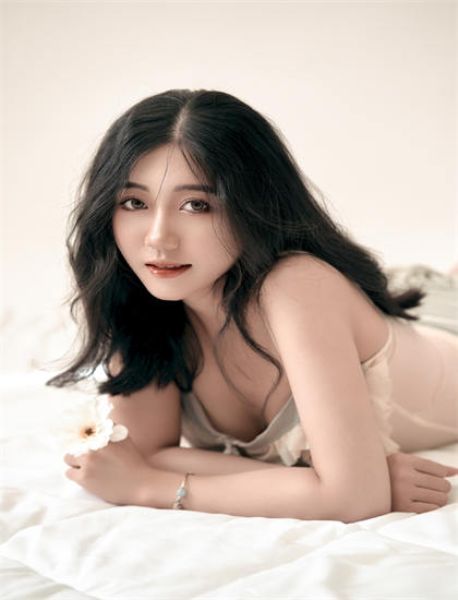 古装片《俏摩女抢头婚》欣赏手册：如何分析巧妙的镜头语言 获得心灵启迪