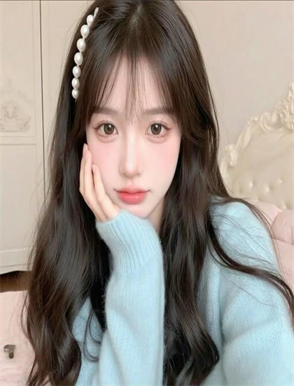 《美女校花的风水大天师》社会批判视角：现实问题与批判意识分析